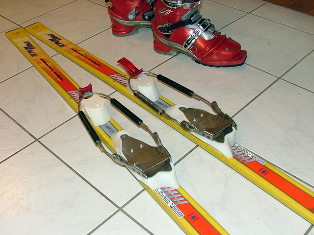 Prototyp telemarkového lyžařského vázání Gottmark